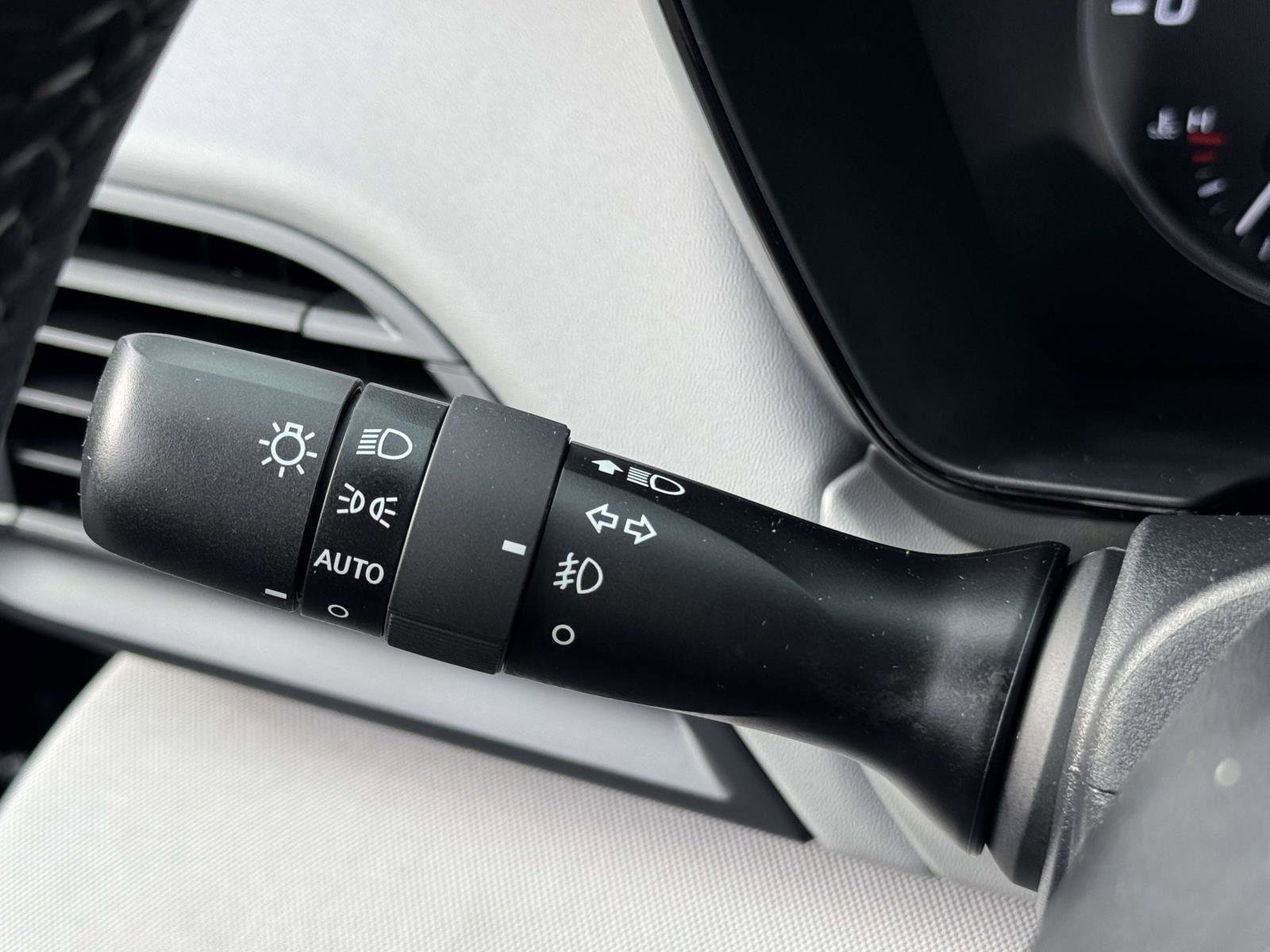 Used 2024 Subaru Legacy Premium AWD/4WD image 25