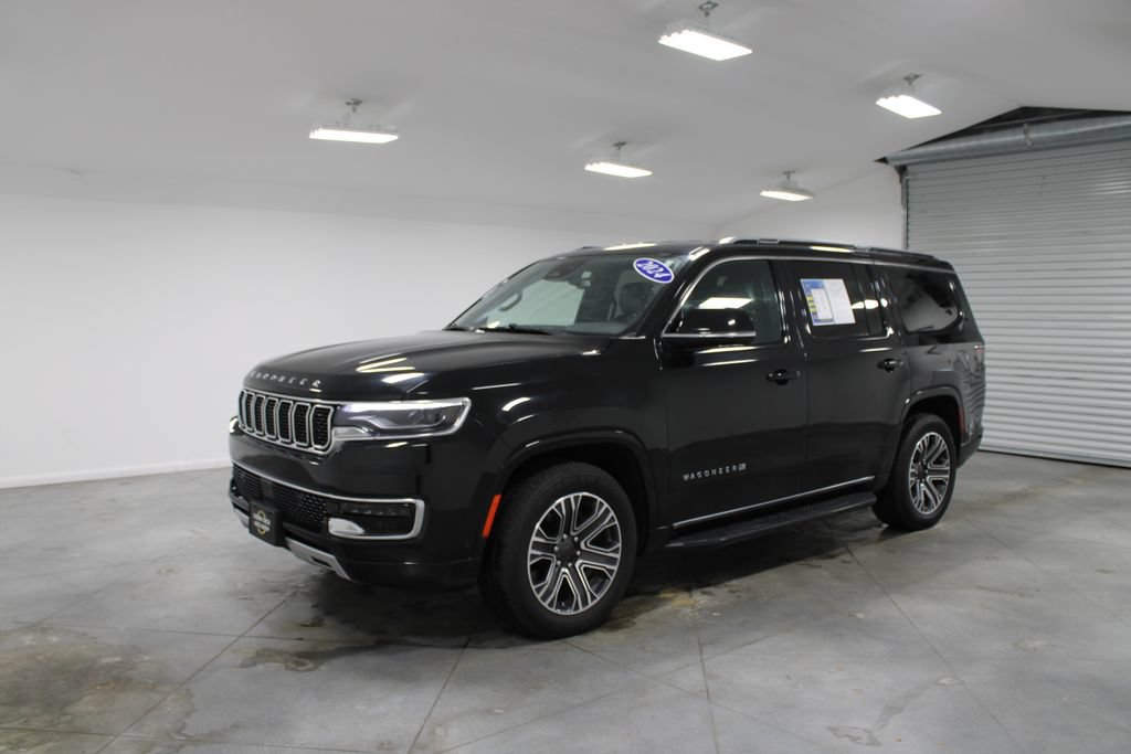 Used 2024 Jeep Wagoneer Series II w/ Flexible Seating Group AWD/4WD image 3