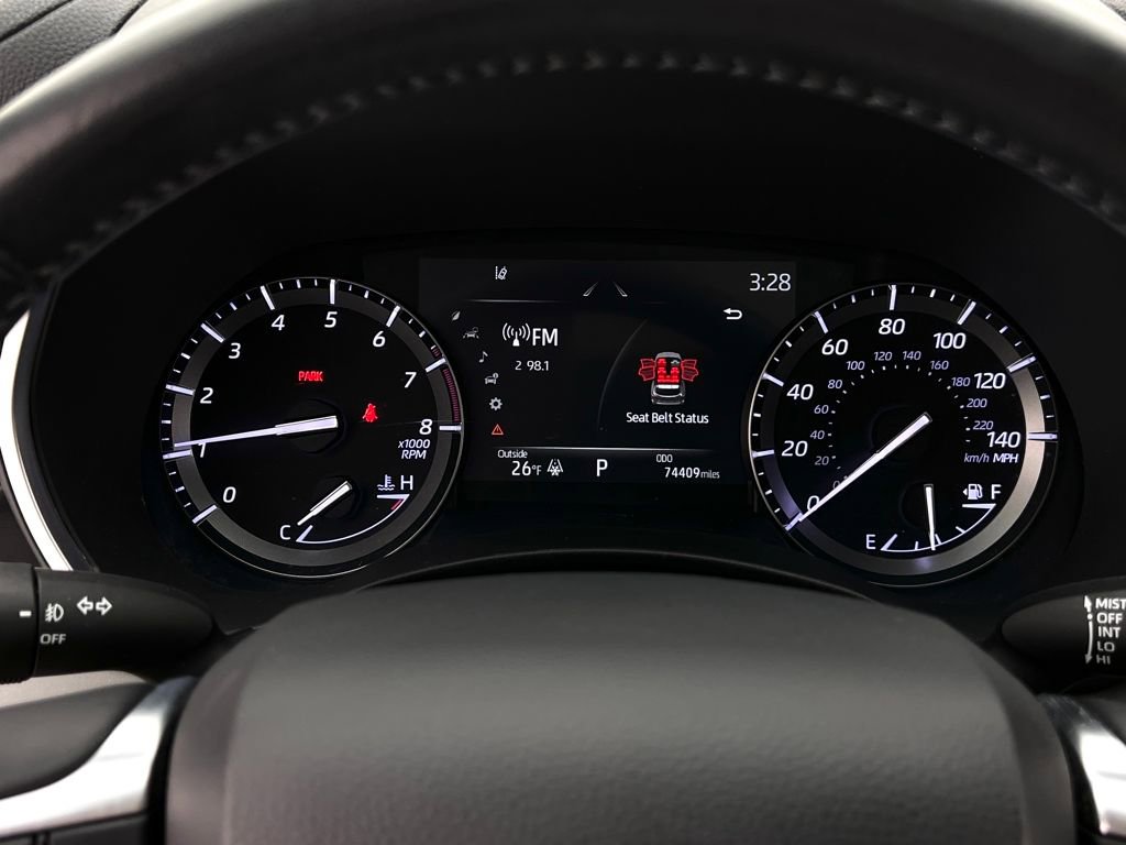 Used 2020 Toyota Highlander XLE image 19