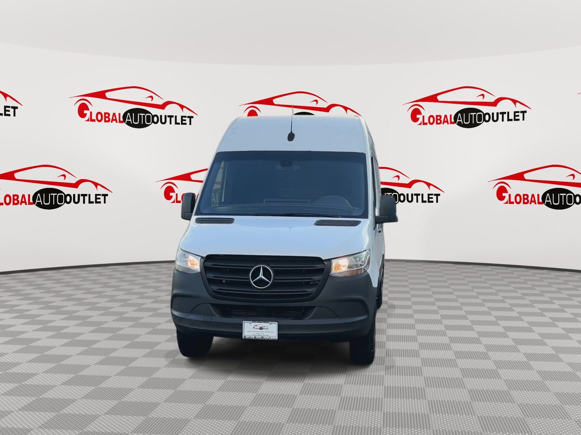 Used 2019 Mercedes-Benz Sprinter 144 Cargo image 4