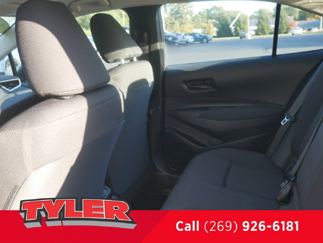 Used 2025 Toyota Corolla LE w/ LE Premium Package FWD image 38