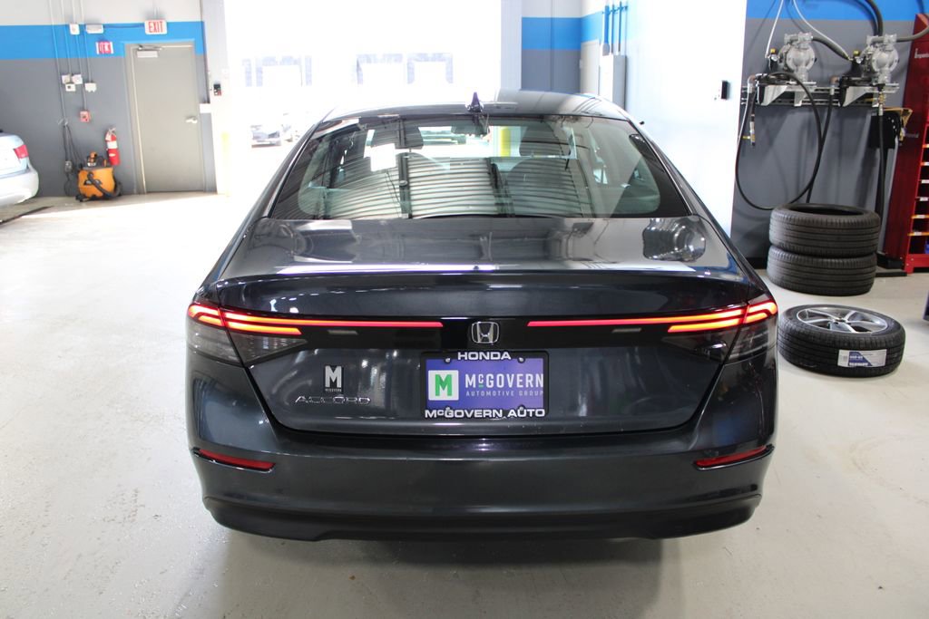 Used 2023 Honda Accord EX image 36