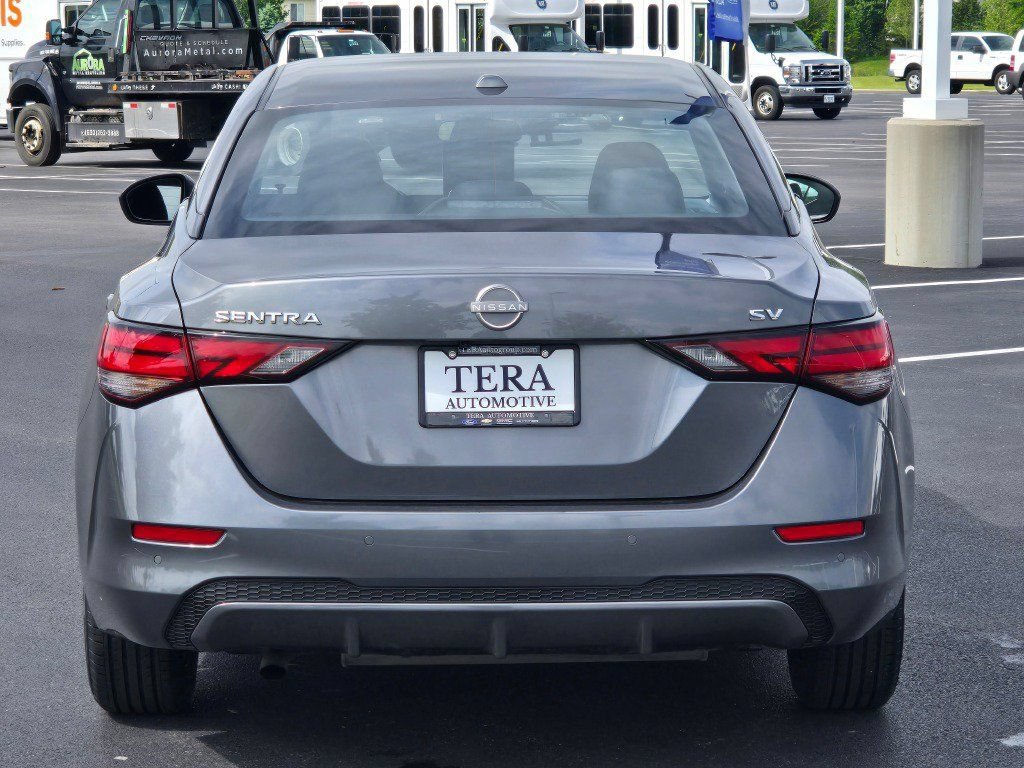 Used 2024 Nissan Sentra SV FWD image 13