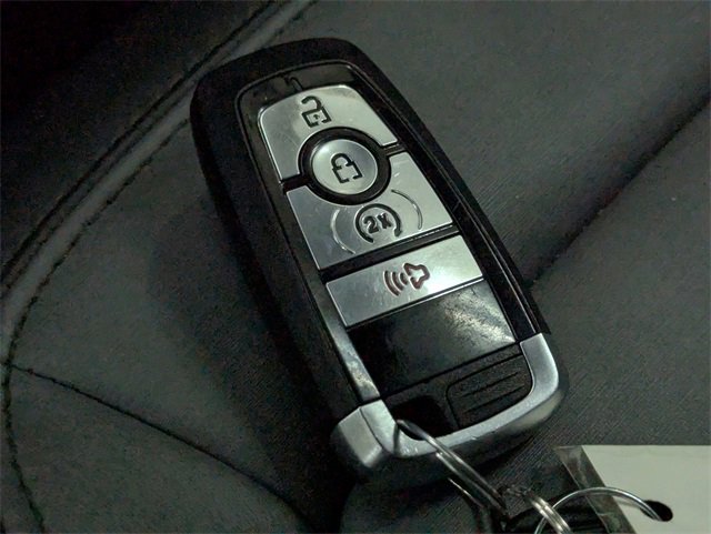 Used 2022 Ford Bronco Everglades image 23