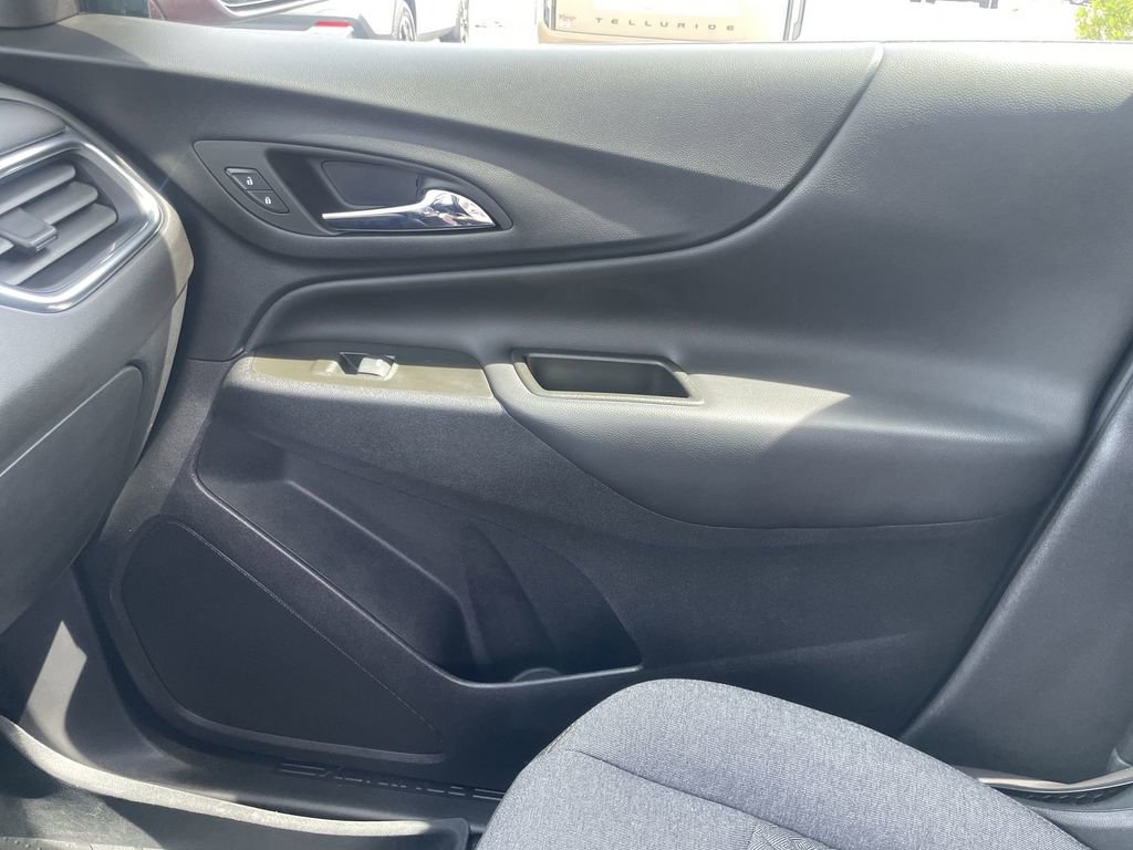 Used 2023 Chevrolet Equinox LT AWD/4WD image 21