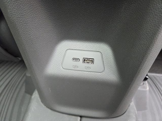 New 2026 Buick Envision Sport Touring image 18