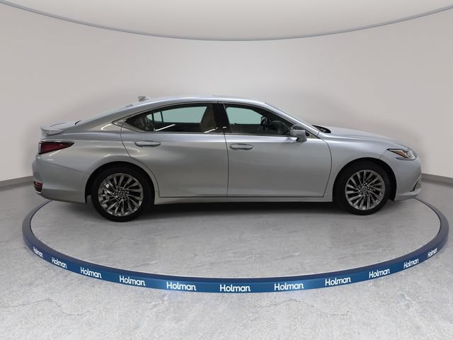 Used 2024 Lexus ES 300h w/ Technology Package FWD image 5