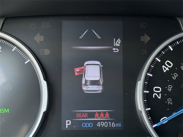 Used 2021 Toyota RAV4 XLE w/ Convenience Package image 14