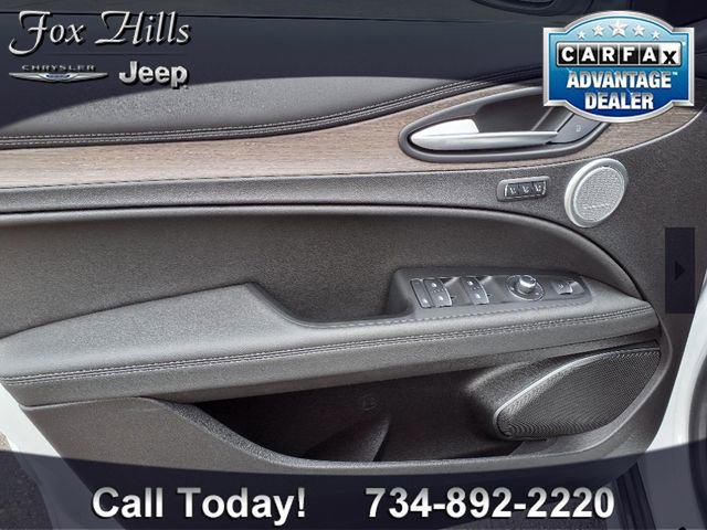 Used 2023 Alfa Romeo Stelvio Ti image 13