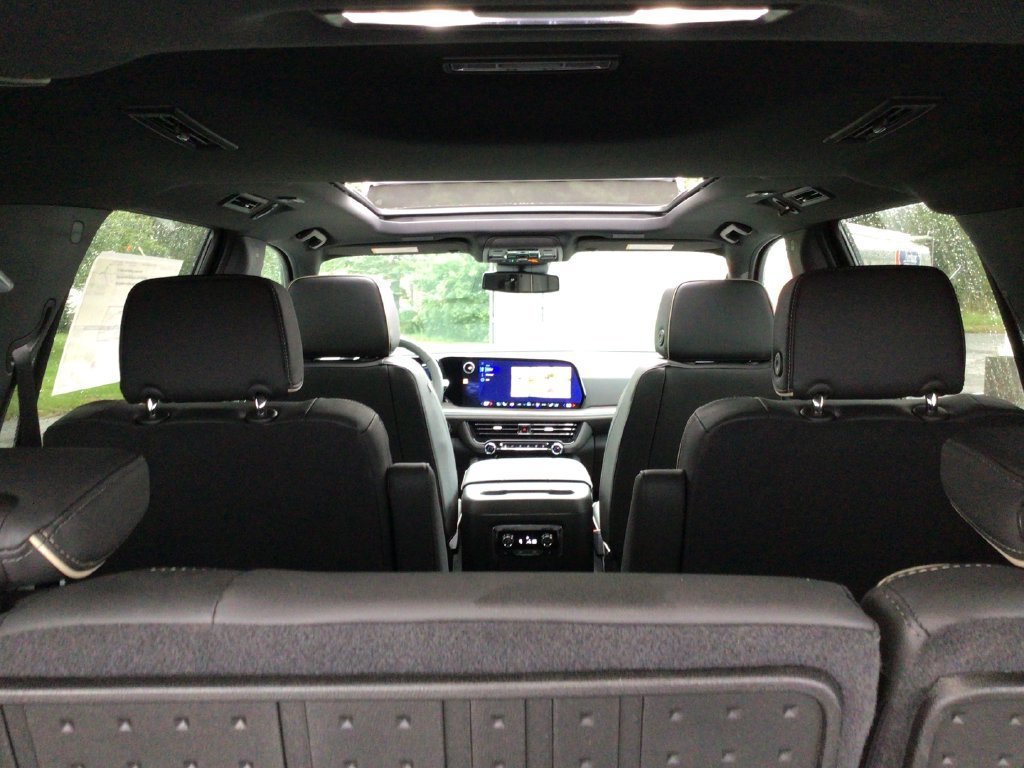 New 2026 Chevrolet Tahoe Premier w/ Sun And Tow Package AWD/4WD image 46