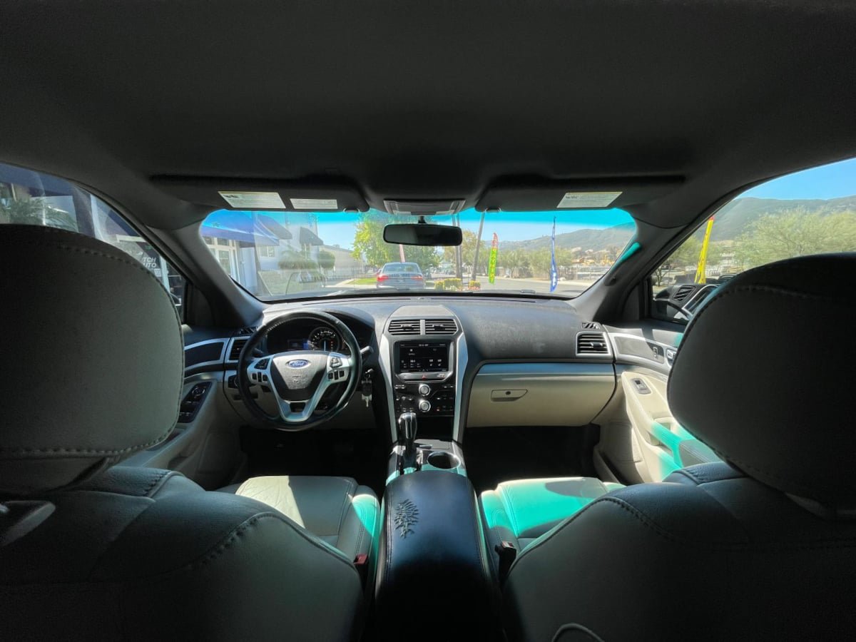 Used 2013 Ford Explorer XLT FWD image 15