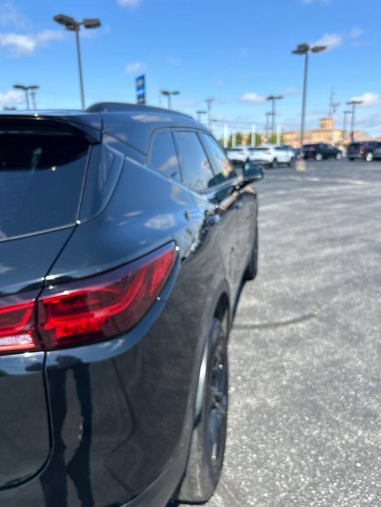 Used 2024 Chevrolet Blazer LT w/ Midnight/Sport Edition FWD image 19