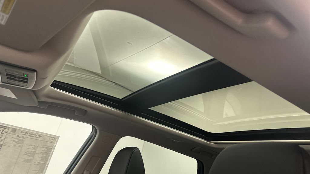 New 2026 Nissan Rogue Dark Armor AWD/4WD image 10