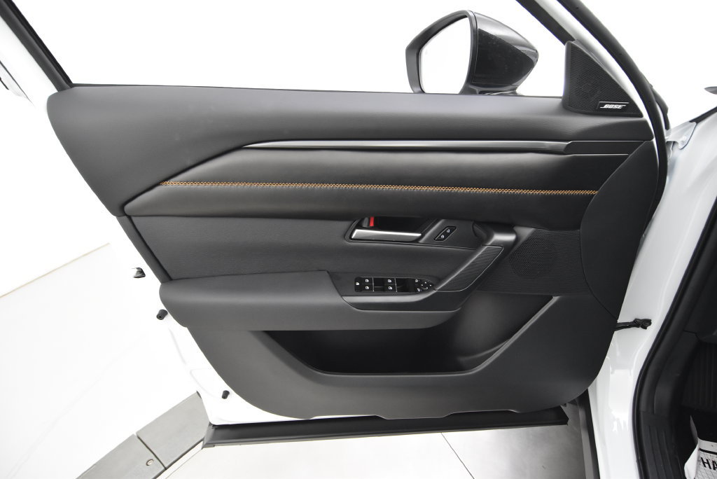 New 2026 MAZDA CX-50 AWD 2.5 Hybrid w/ Weather Package image 32