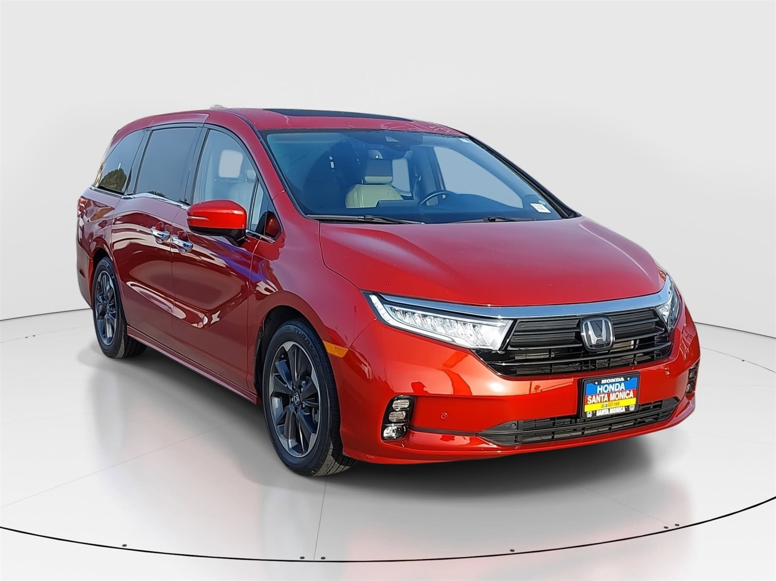 Used 2023 Honda Odyssey Elite image 3