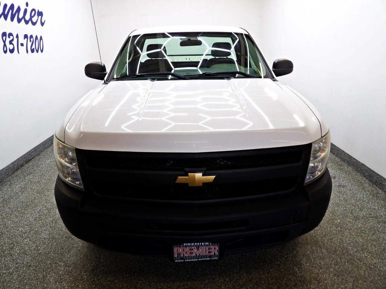 Used 2012 Chevrolet Silverado 1500 W/T image 2