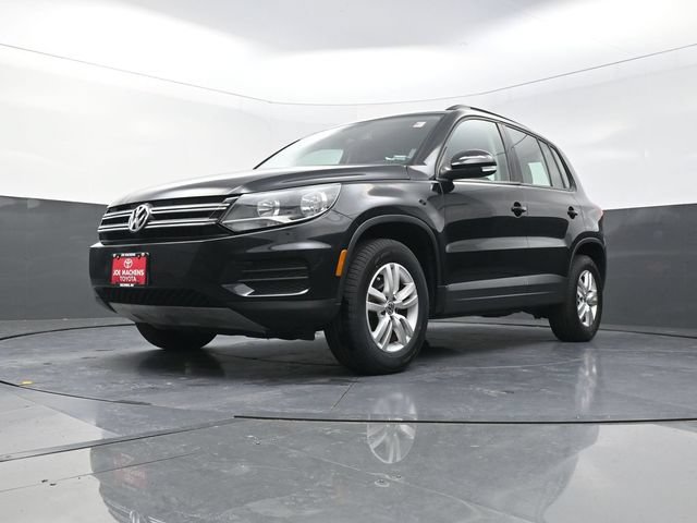 Used 2017 Volkswagen Tiguan S FWD image 33