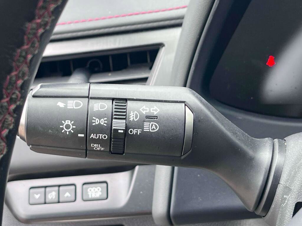 Used 2022 Lexus UX 200 F Sport w/ Accessory Package (Z2) FWD image 33