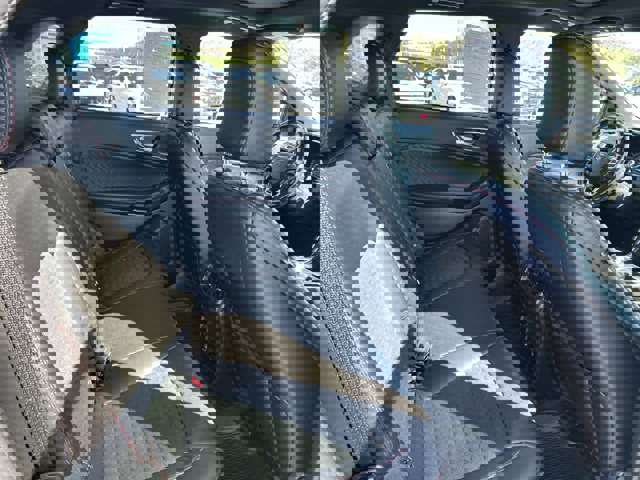 Used 2021 Ford Edge ST-Line AWD/4WD image 16