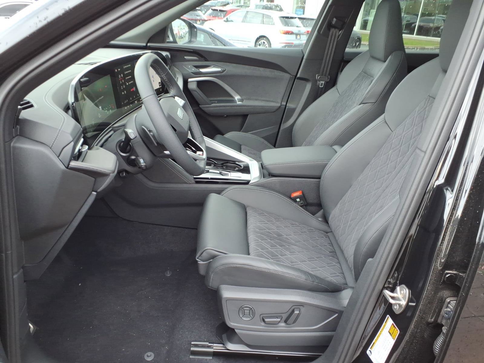 New 2025 Audi SQ5 Premium Plus image 4