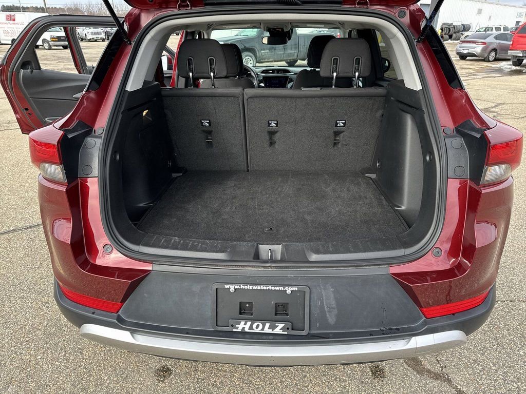 Certified 2023 Chevrolet TrailBlazer LT w/ Convenience Package image 3