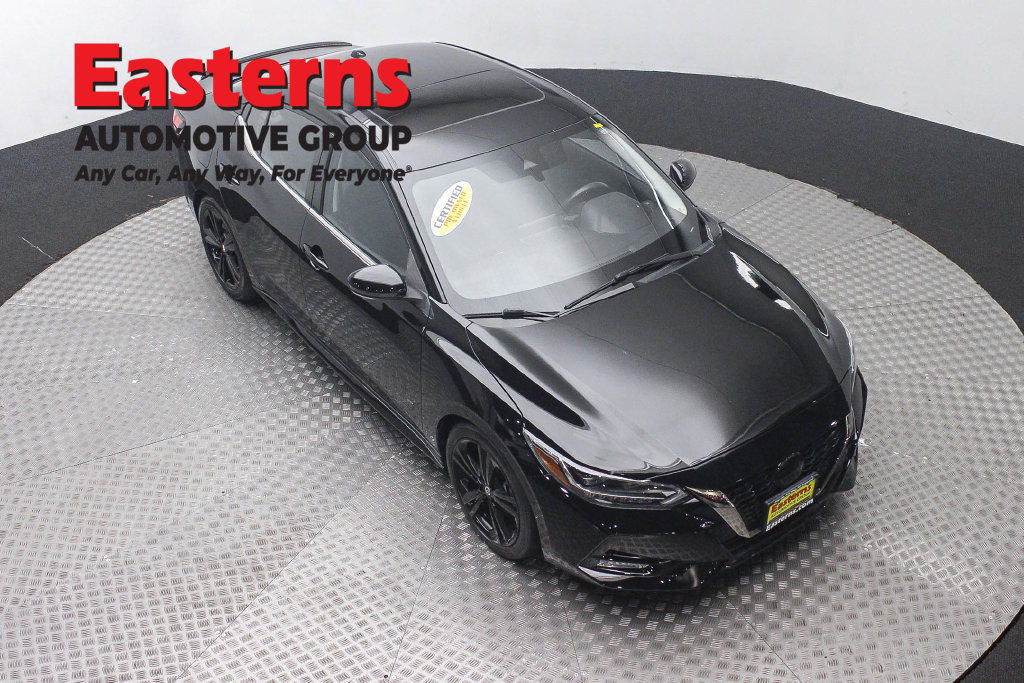 Used 2022 Nissan Sentra SR w/ SR Premium Package FWD image 5