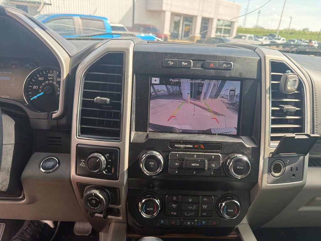 Used 2019 Ford F150 Lariat image 12