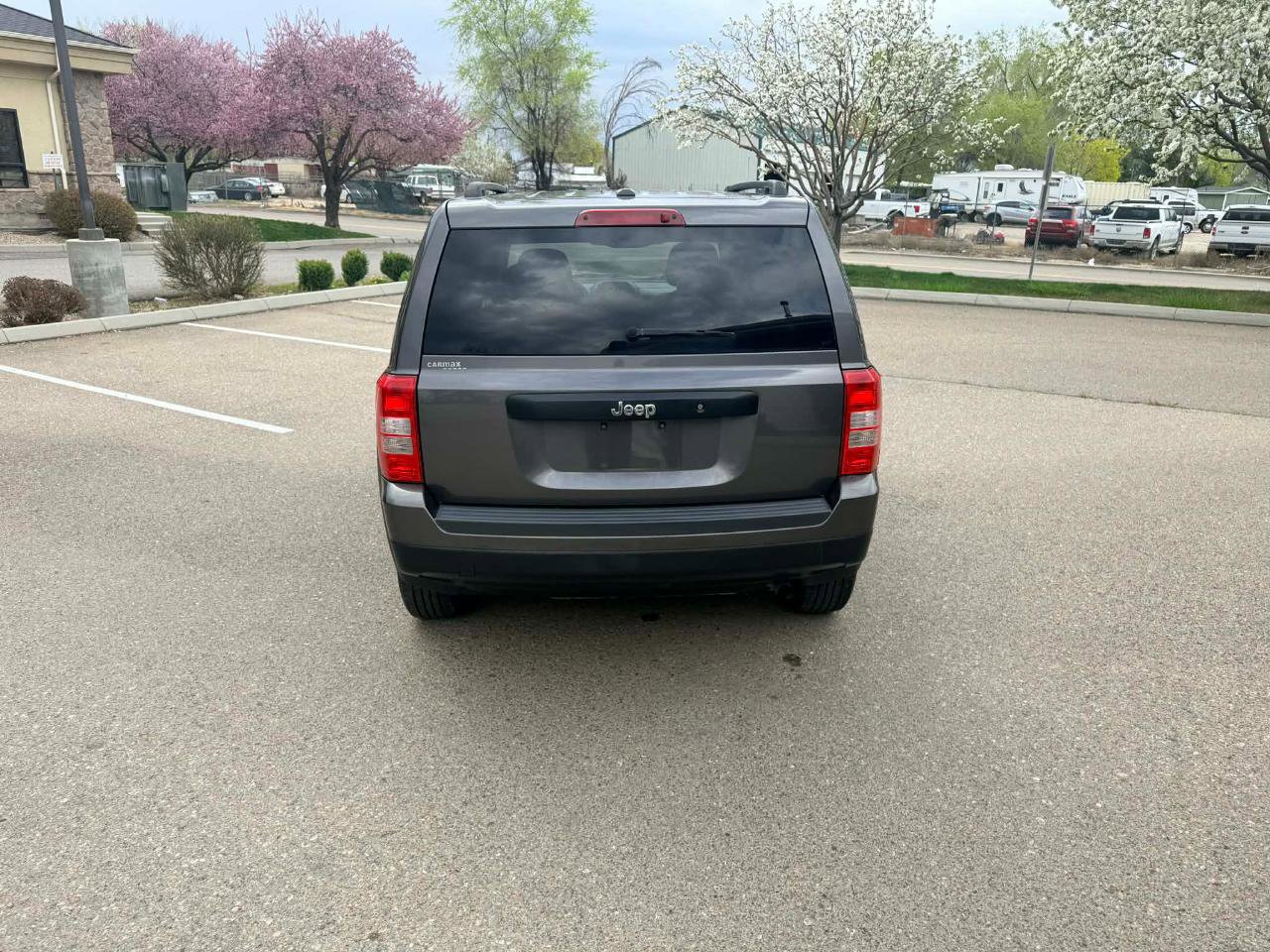 Used 2016 Jeep Patriot Sport image 4