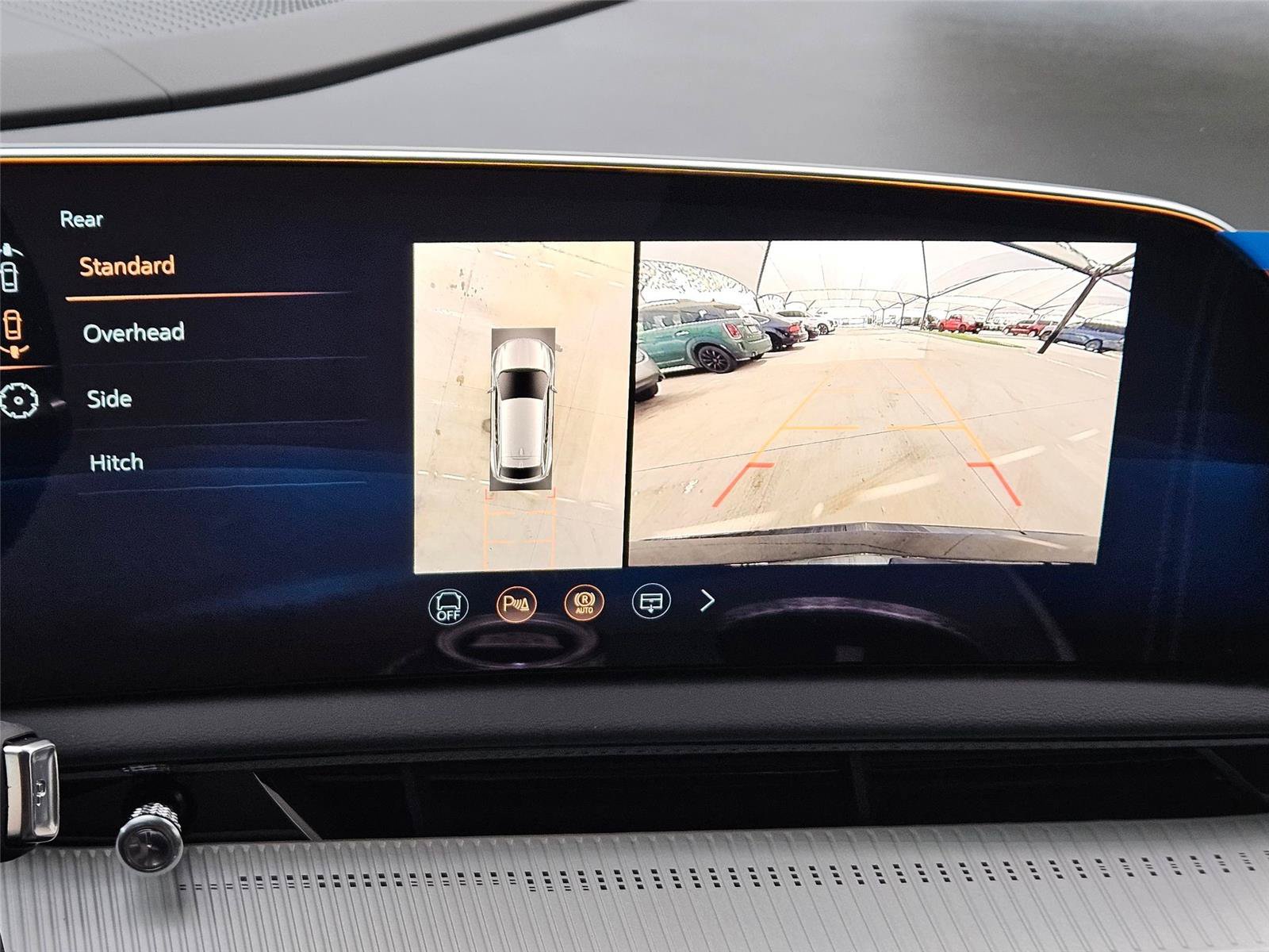 New 2026 Cadillac Optiq Sport 1 w/ LPO, Floor Liner Package AWD/4WD image 17