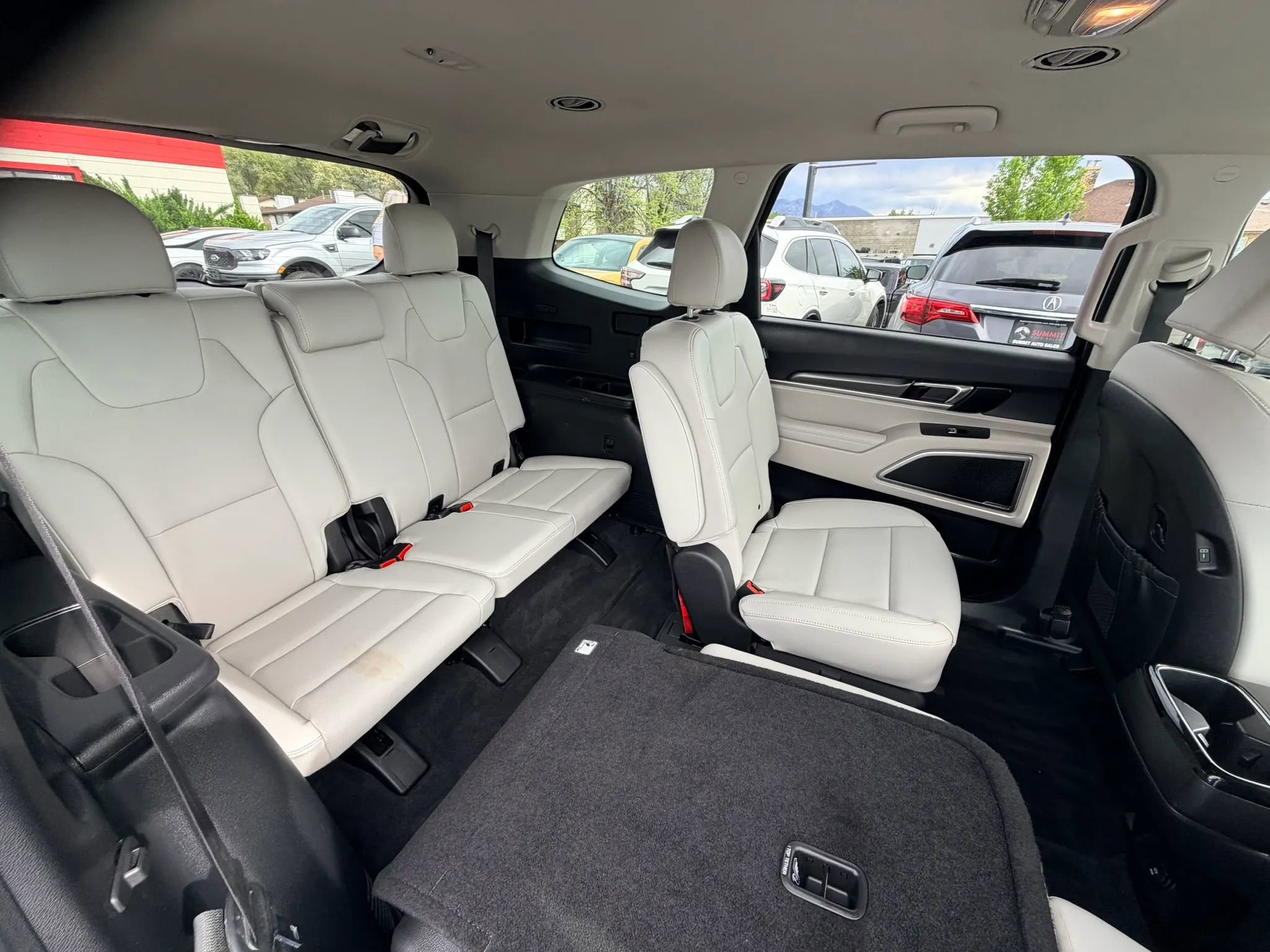 Used 2024 Kia Telluride S image 20