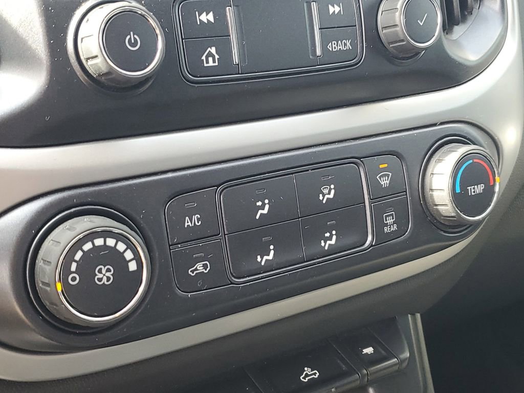 Used 2021 Chevrolet Colorado LT w/ LT Convenience Package image 15