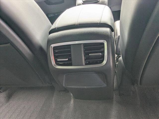 Used 2025 Acura RDX SH-AWD image 19