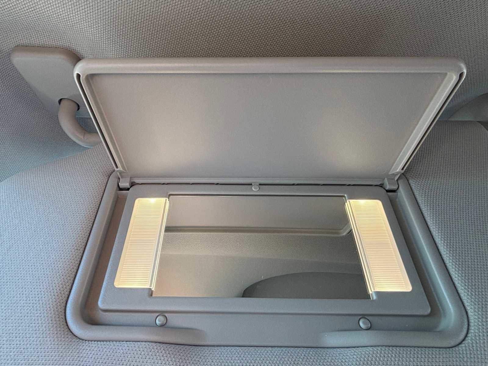 Used 2023 Lincoln Aviator AWD w/ Premium Package image 38