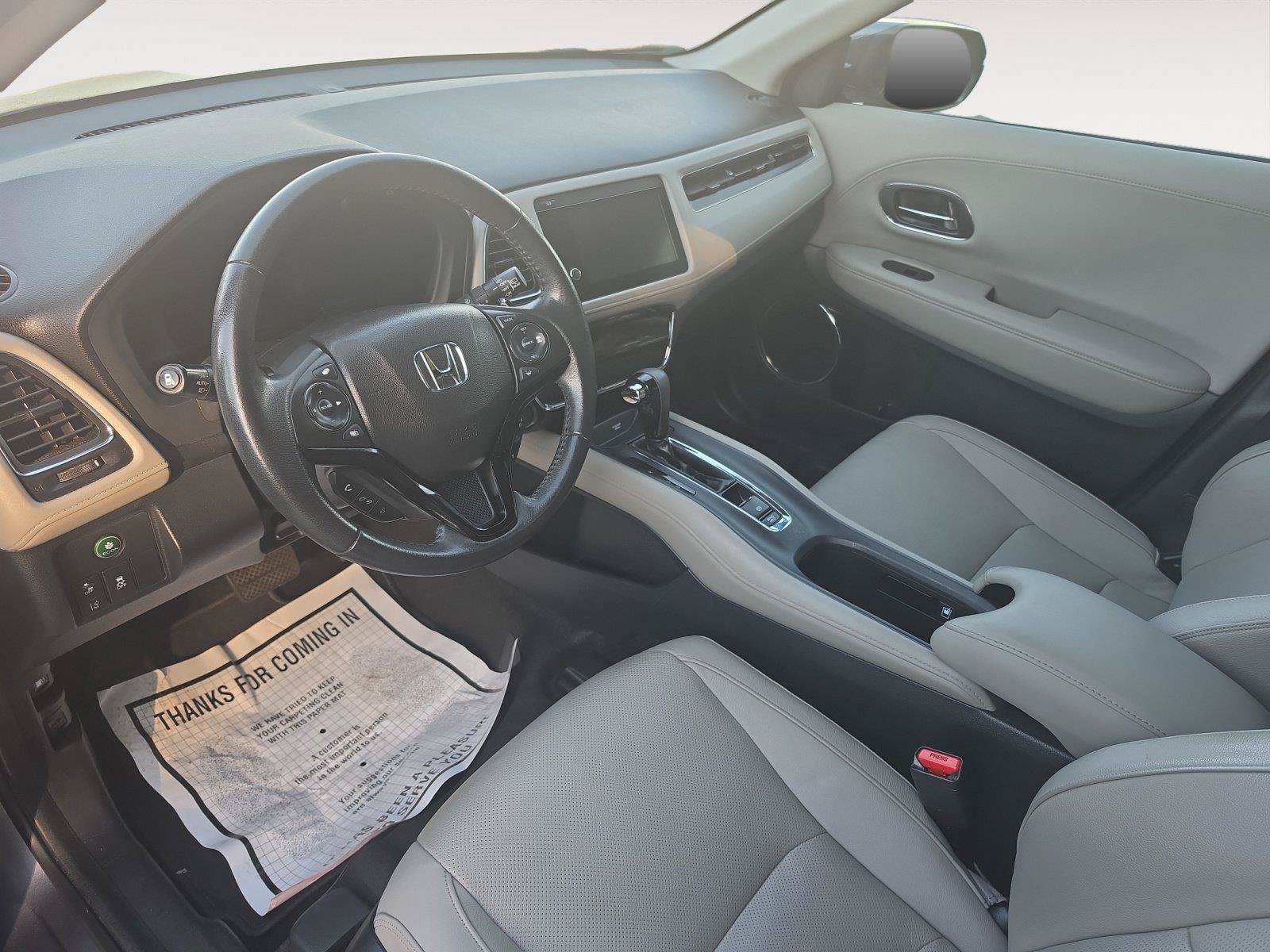 Used 2019 Honda HR-V Touring image 9