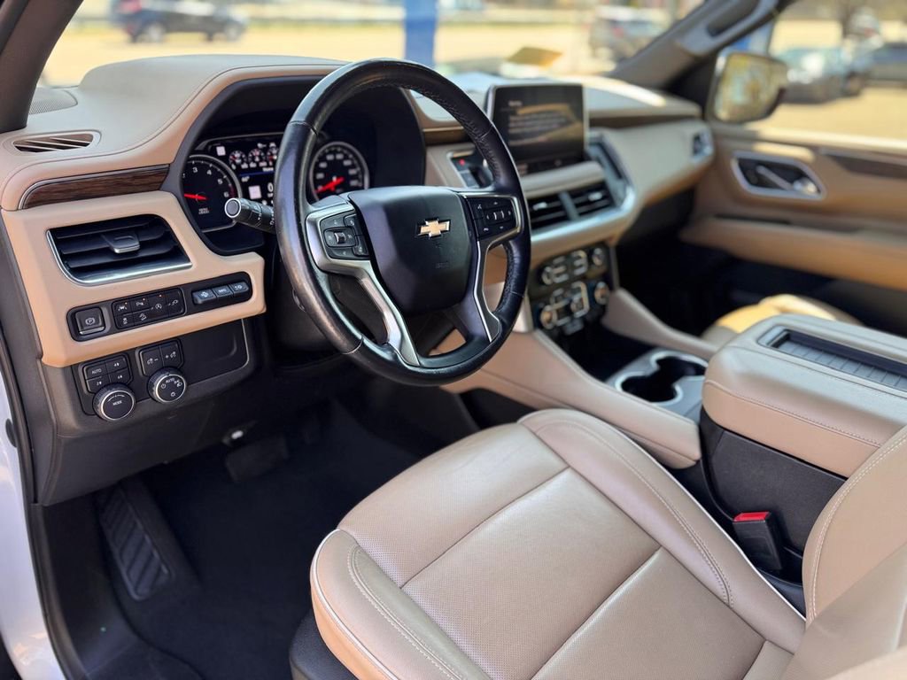 Used 2021 Chevrolet Suburban Premier image 13