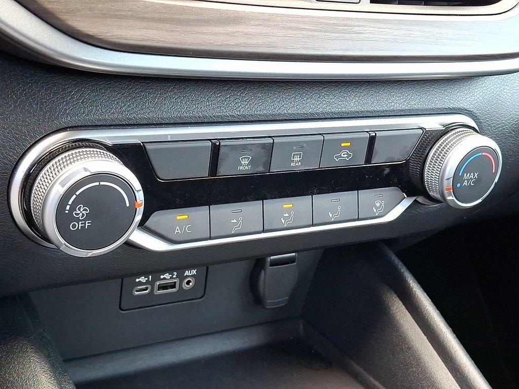 Certified 2025 Nissan Altima 2.5 SV FWD image 17