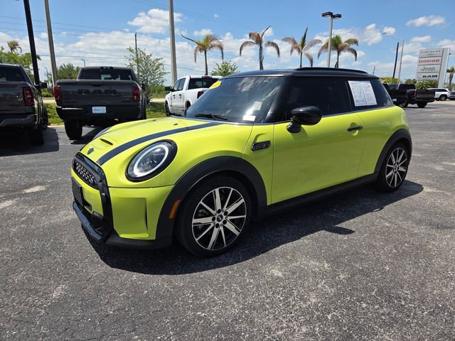 Used 2024 MINI Cooper S w/ Signature Upholstery Package FWD image 3