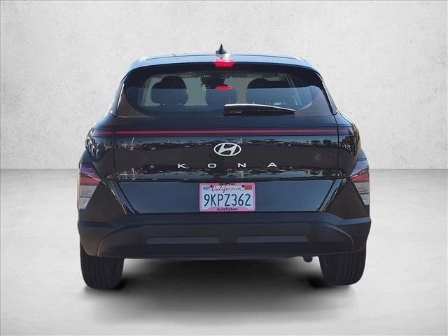 Used 2024 Hyundai Kona SE FWD image 7