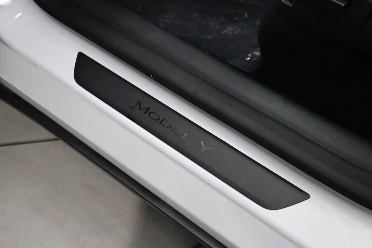 Used 2022 Tesla Model Y Performance AWD/4WD image 38