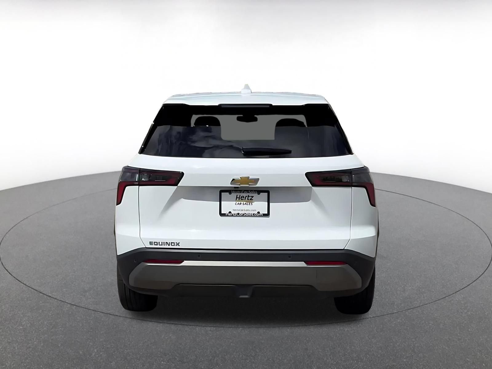 Used 2025 Chevrolet Equinox LT FWD image 10