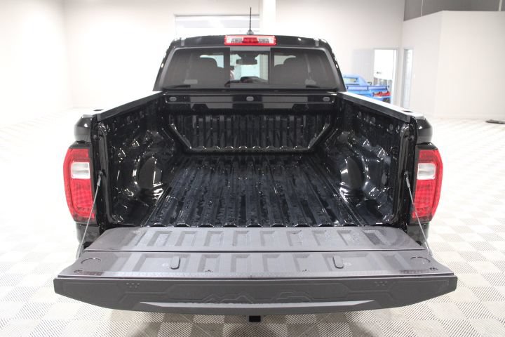 New 2026 GMC Canyon Elevation w/ Convenience Package AWD/4WD image 13