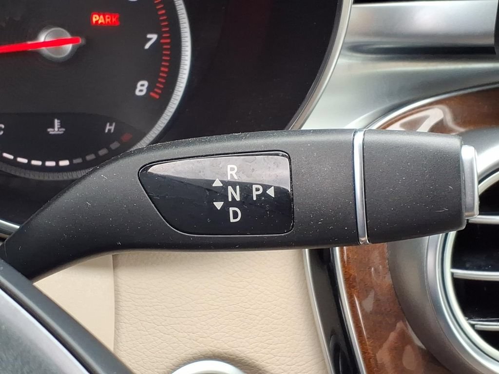 Used 2018 Mercedes-Benz C 300 4MATIC Sedan image 27