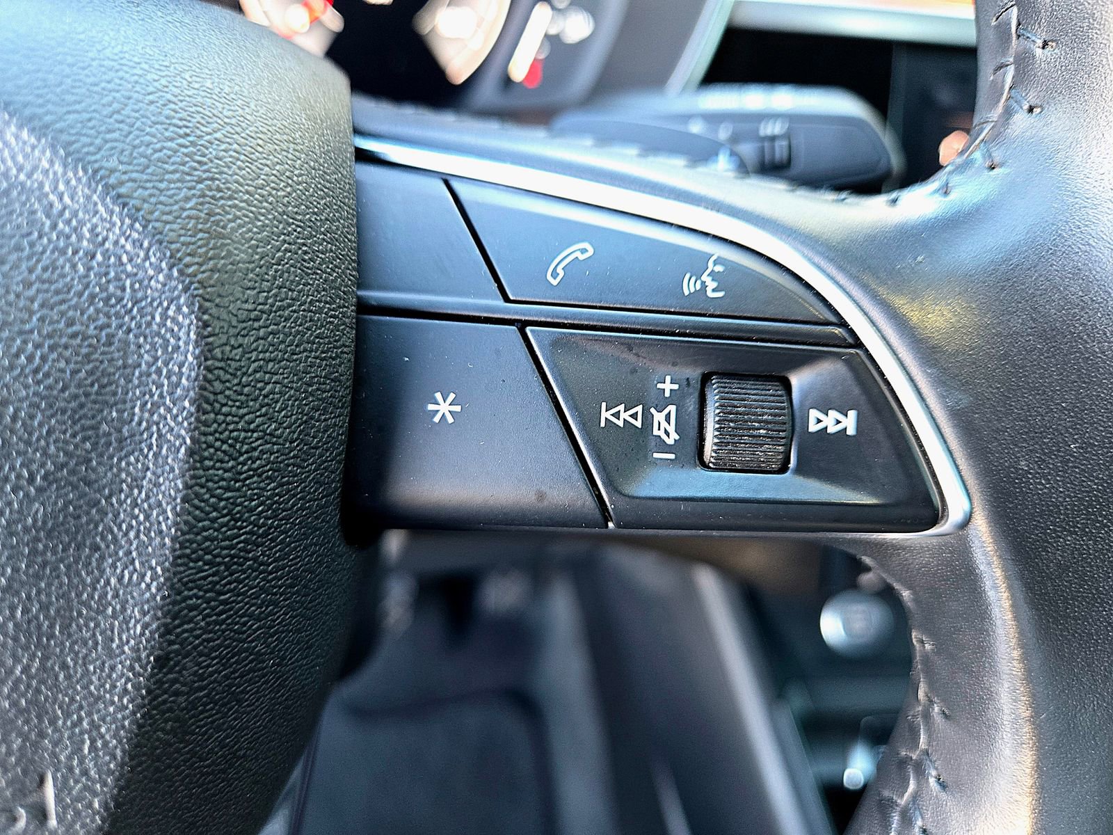 Used 2020 Audi Q3 2.0T Prestige w/ Prestige Package AWD/4WD image 13