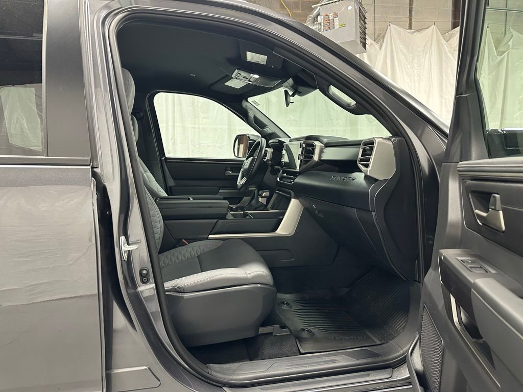 Used 2025 Toyota Tundra SR5 w/ SR5 Convenience Package AWD/4WD image 56