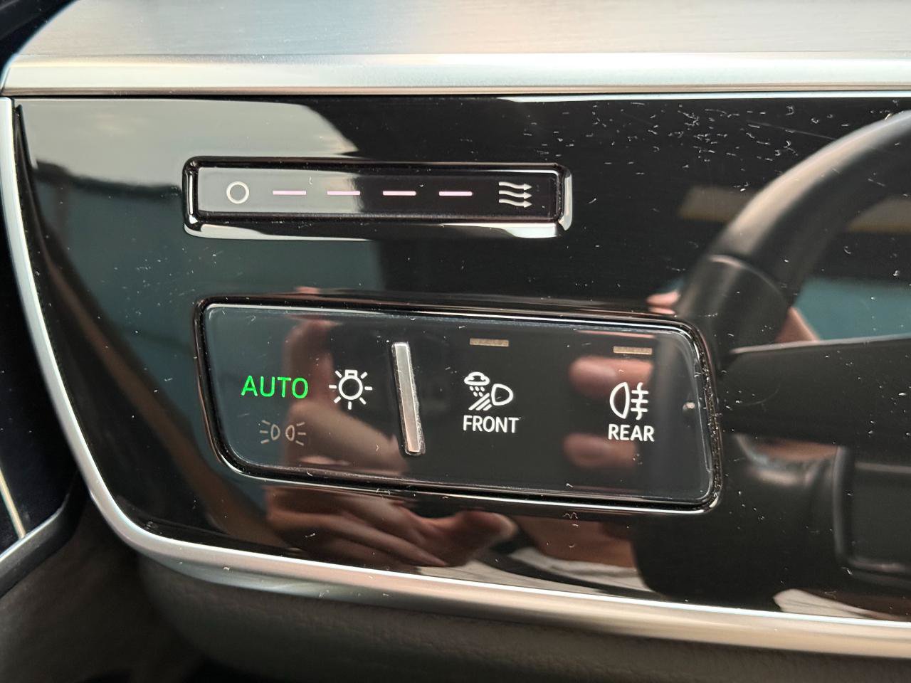 Used 2019 Audi A8 L 3.0T w/ Executive Package AWD/4WD image 14