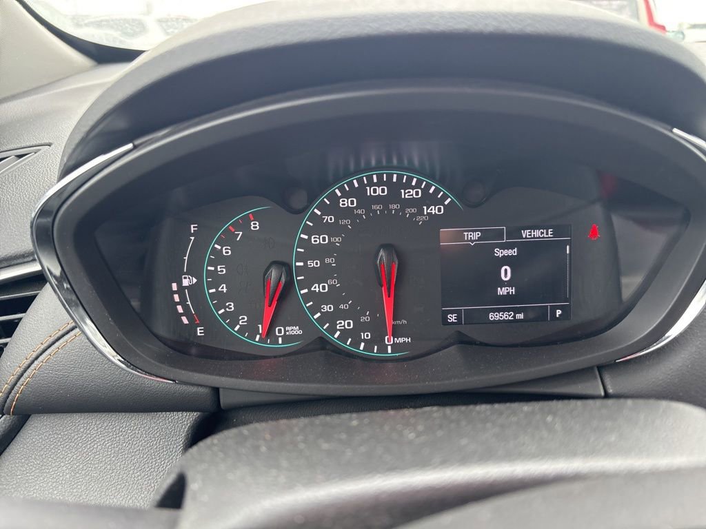 Used 2019 Chevrolet Trax LT w/ LT Convenience Package image 10