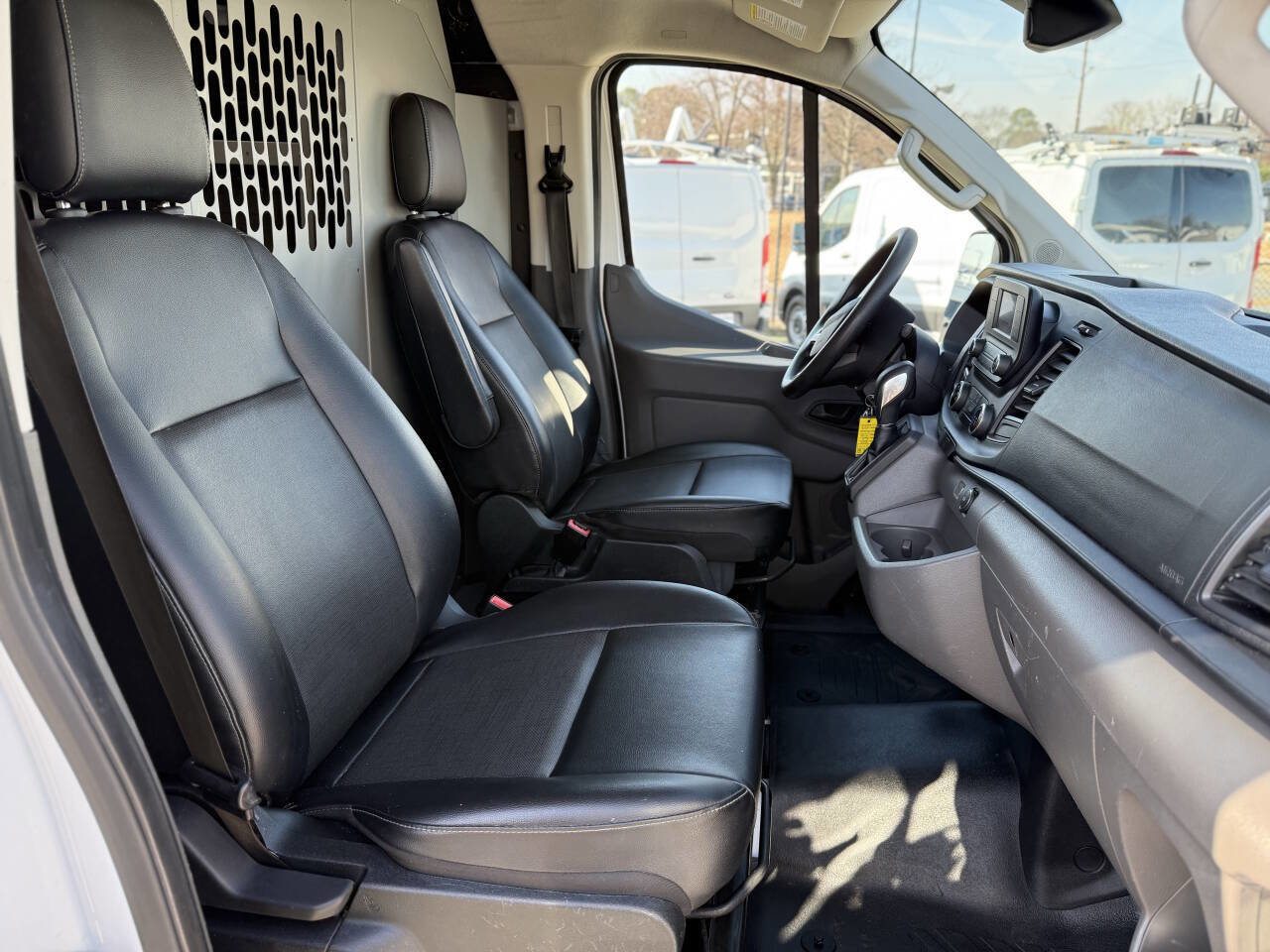 Used 2022 Ford Transit 150 Low Roof RWD image 14