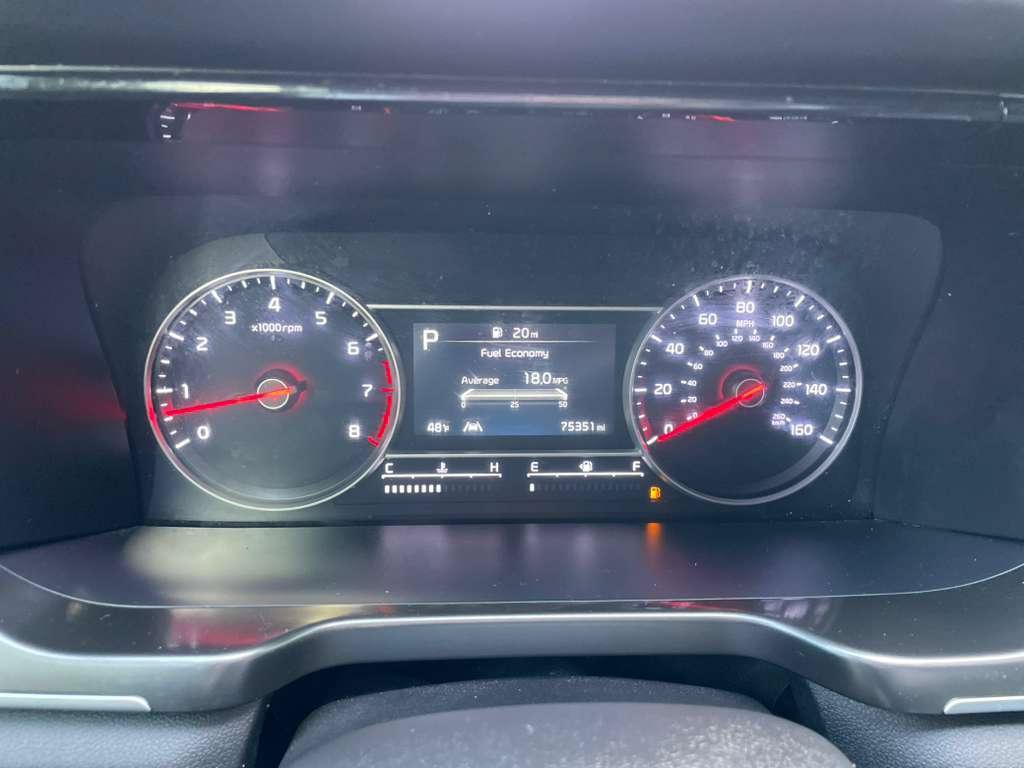 Used 2021 Kia Sorento LX AWD/4WD image 9