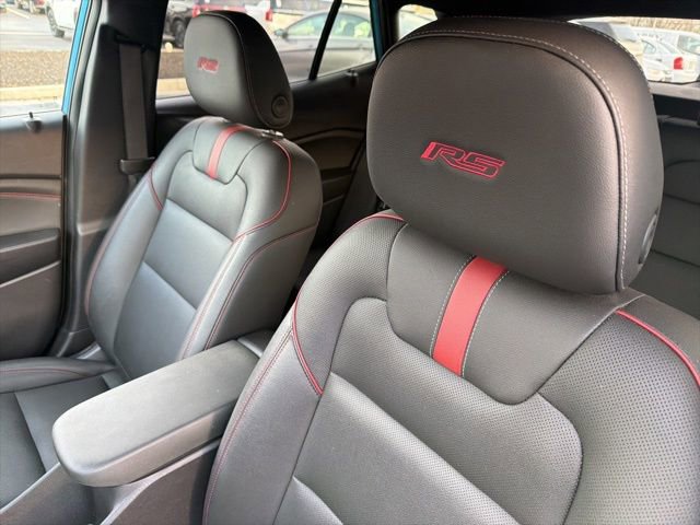 Used 2025 Chevrolet Trax RS w/ Sunroof Package image 14