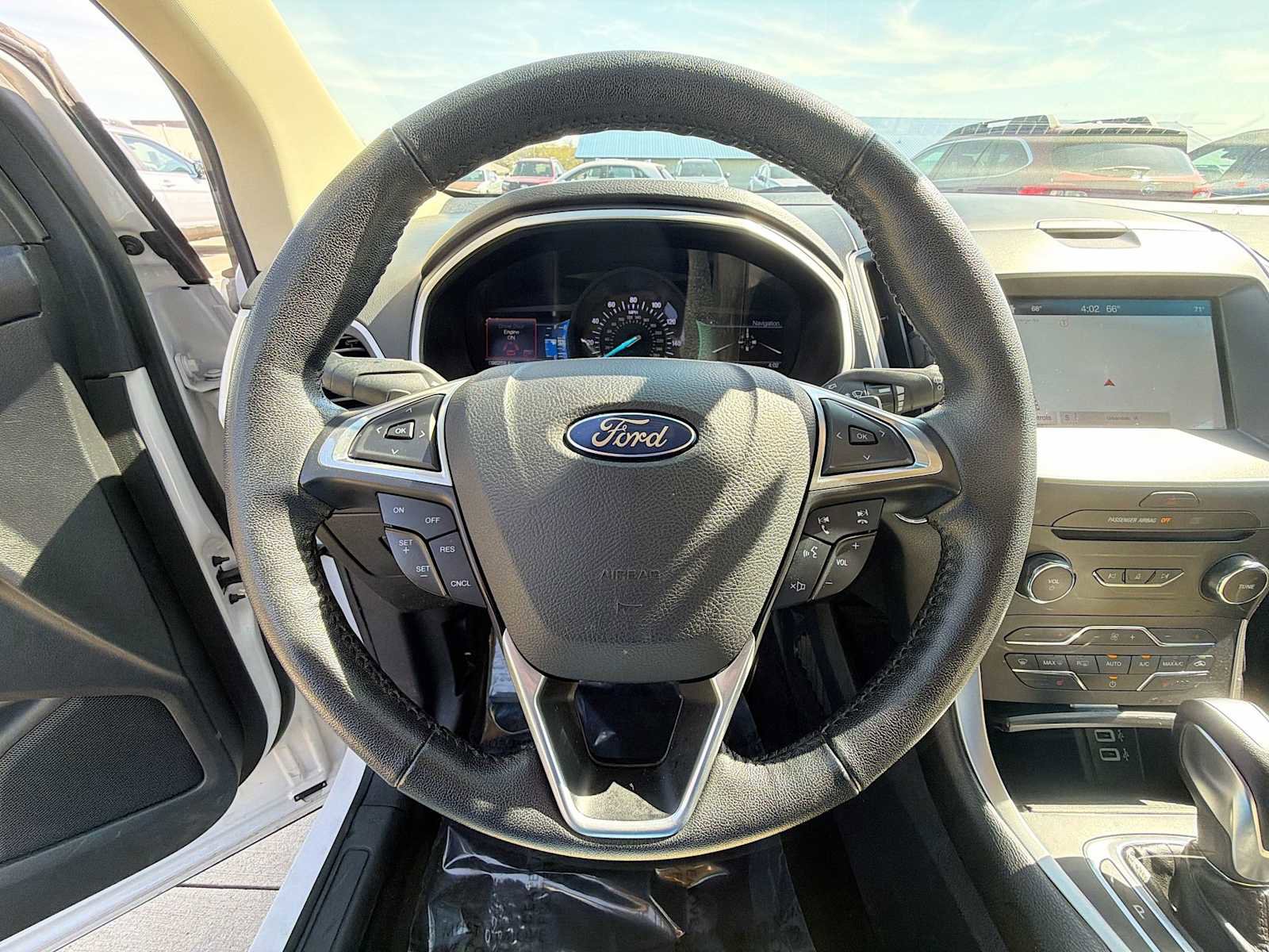 Used 2016 Ford Edge SEL w/ Equipment Group 201A AWD/4WD image 19